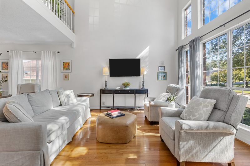 3524 Greenwood Dr, Hermitage, TN 37076