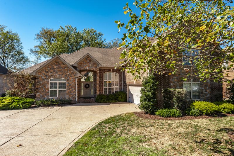 104 Keene Valley S, Hendersonville, TN 37075
