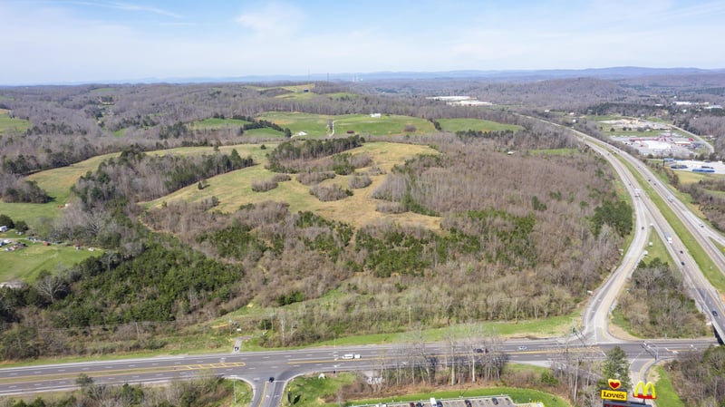 9011 Highway 321 N, Lenoir City, TN 37771