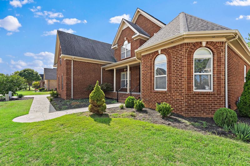 2029 Prestwick Dr, Murfreesboro, TN 37130