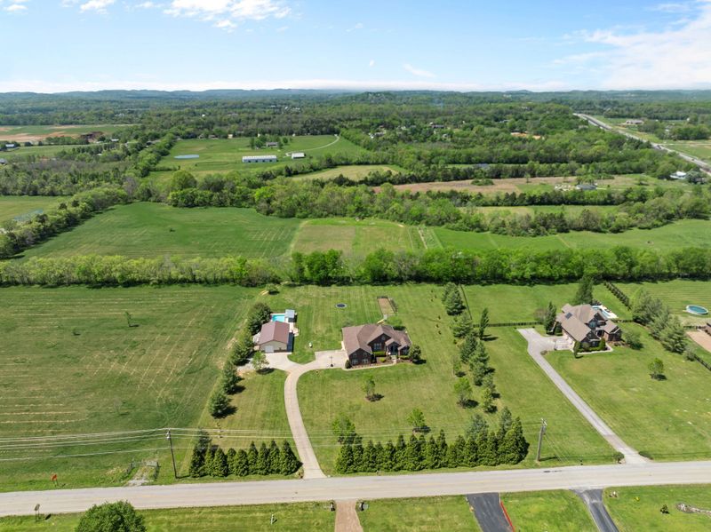 6213 Lampkins Bridge Rd, College Grove, TN 37046