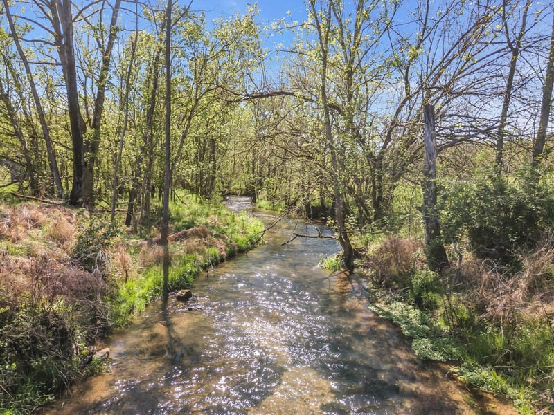 3035 Valley Creek Rd, Culleoka, TN 38451