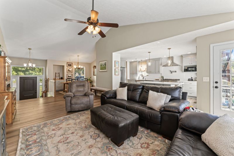 1805 Ashmore Ct, Mount Juliet, TN 37122