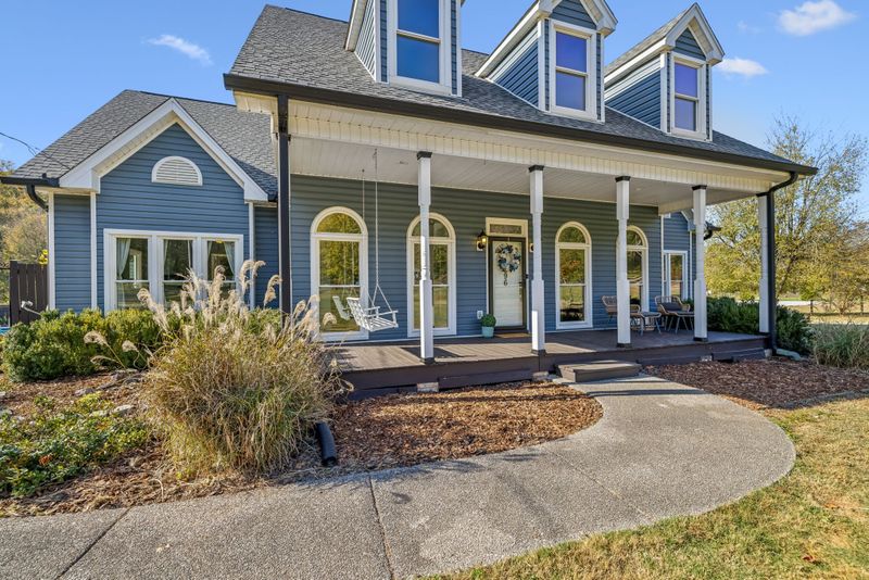 1896 Sams Creek Rd, Ashland City, TN 37015