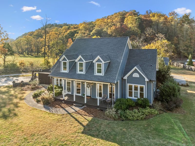 1896 Sams Creek Rd, Ashland City, TN 37015