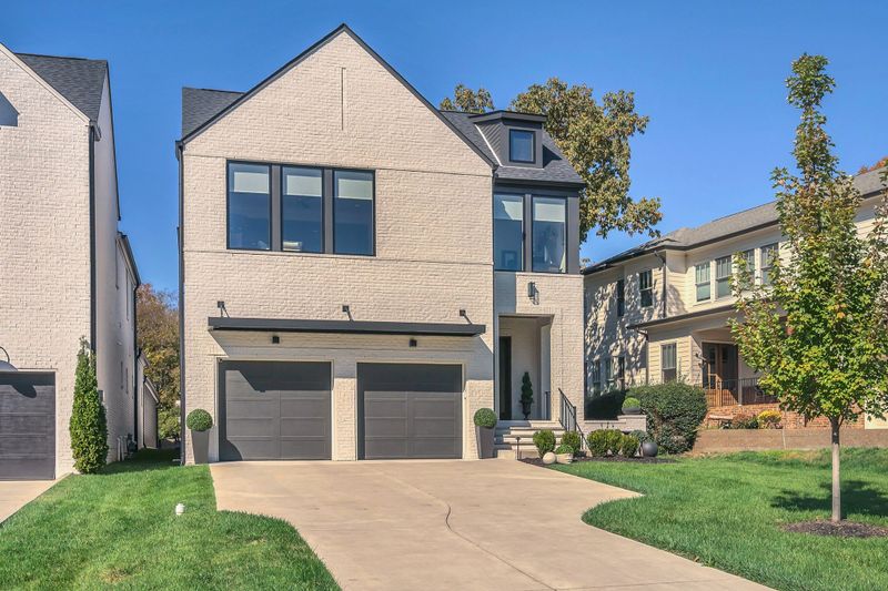4207A Hood Ave, Nashville, TN 37215