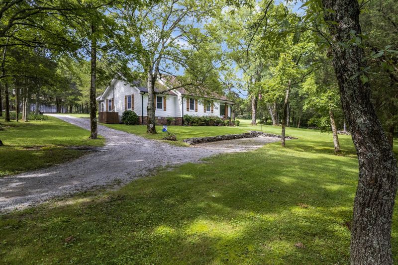 345 Lock 5 Rd, Lebanon, TN 37087