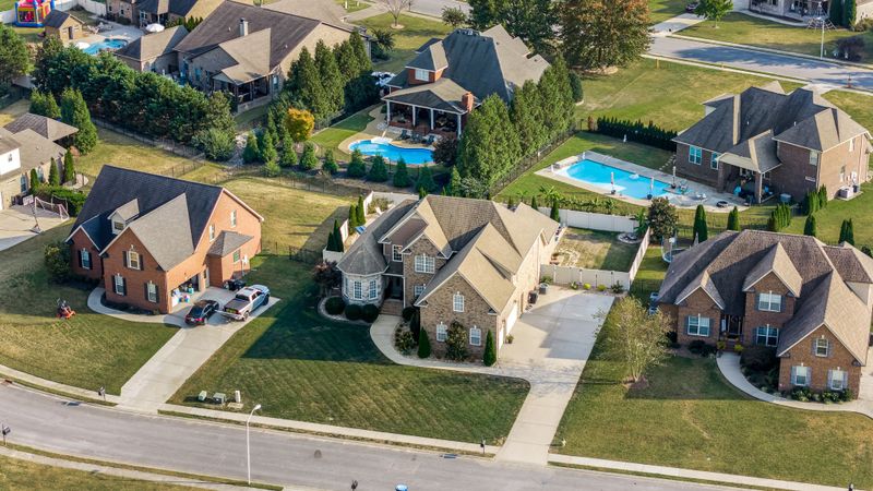 2145 Slater Dr, Murfreesboro, TN 37128