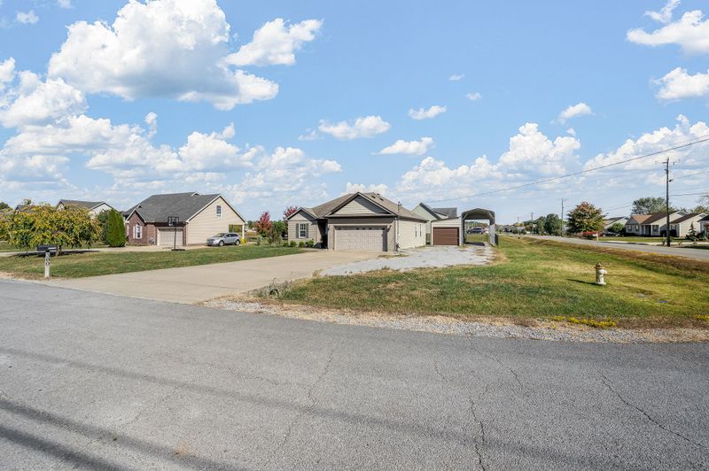 300 Telluride Ln, Murfreesboro, TN 37129