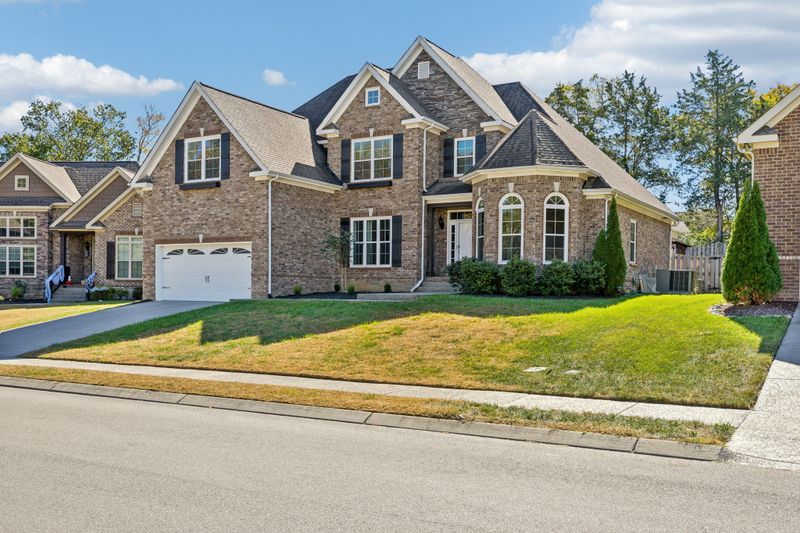3018 Yellow Brick Ct, Spring Hill, TN 37174