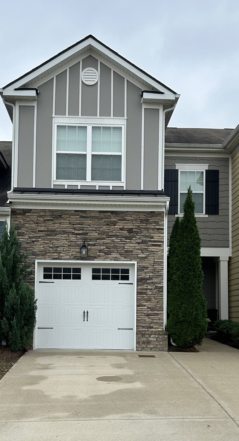605 Shirebrook Cir, Spring Hill, TN 37174