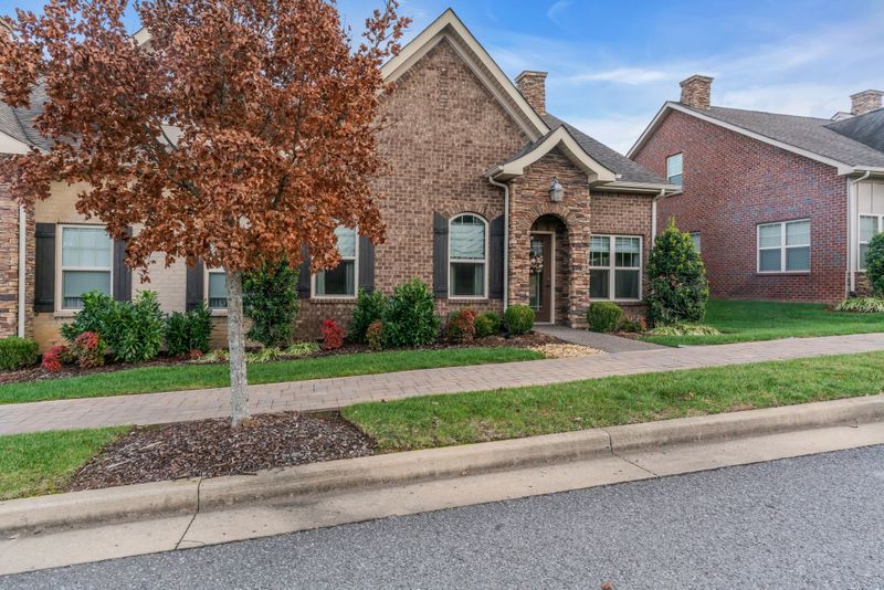 106 Bellingdon Dr, Gallatin, TN 37066