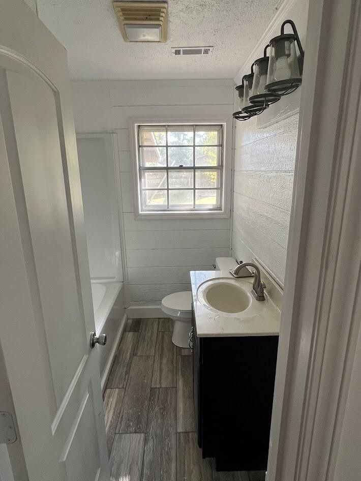 3323 Garretts Chapel Rd, Chickamauga, GA 30707