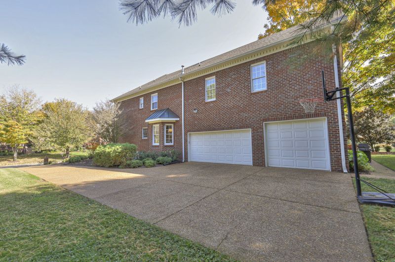 9482 Highwood Hill Rd, Brentwood, TN 37027
