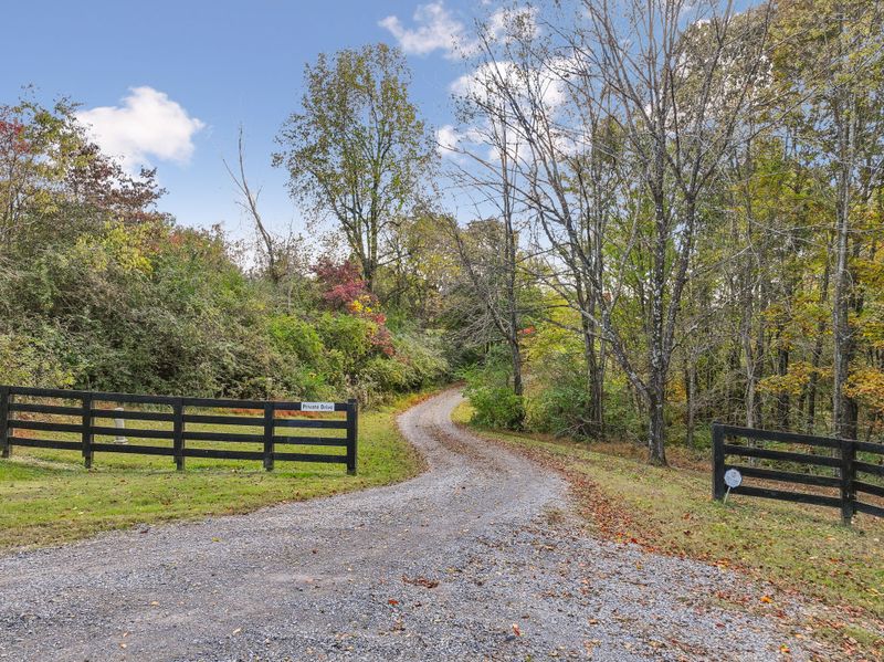 5075 Lone Oak Trl, Franklin, TN 37064