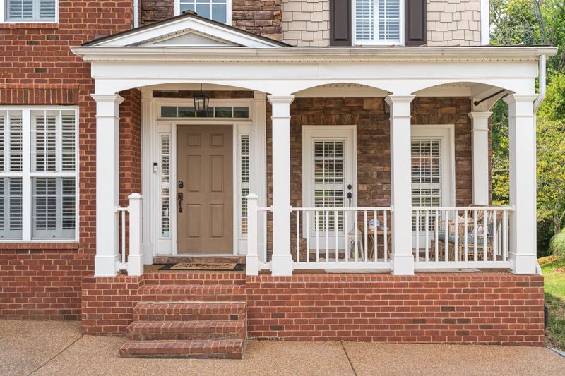 1042 Sunset Rd, Brentwood, TN 37027