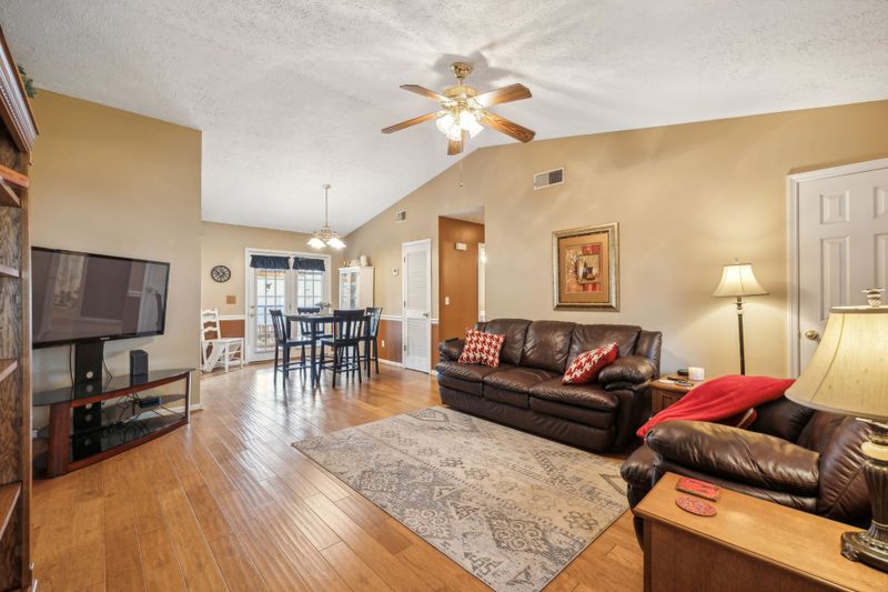 6700 Scenic Dr, Murfreesboro, TN 37129