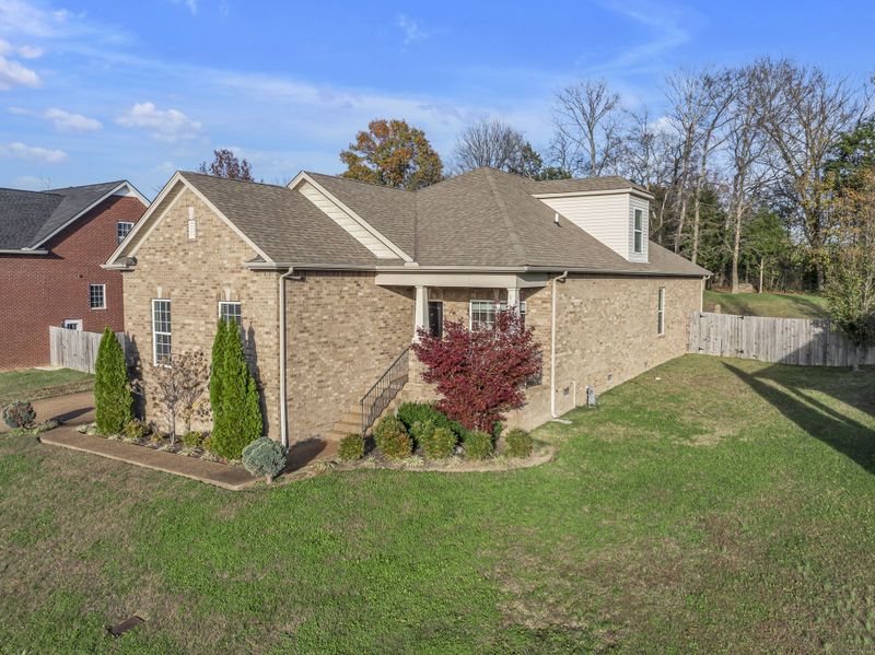 1064 Oakhall Dr, Mount Juliet, TN 37122