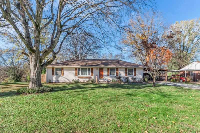 109 River Heights Dr, Columbia, TN 38401