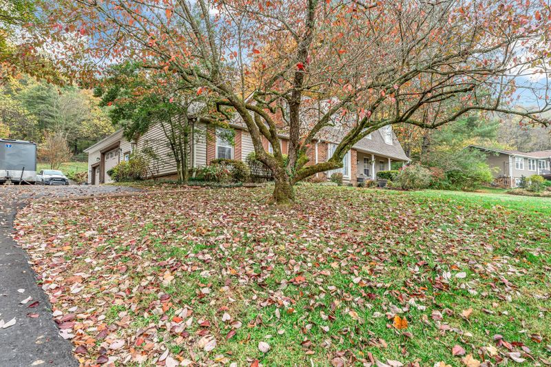 1013 Highland Rd, Brentwood, TN 37027