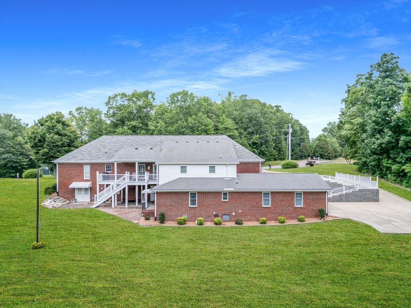 117 Clairmont Dr, Dickson, TN 37055