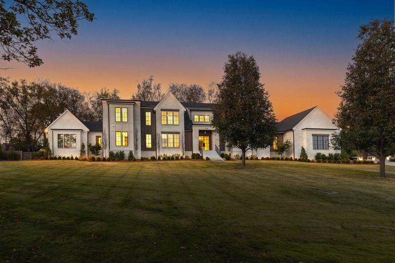 708 Sills Ct, Nashville, TN 37220