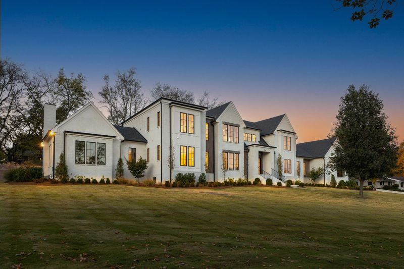 708 Sills Ct, Nashville, TN 37220