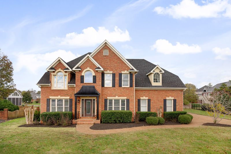 2228 Oakleigh Dr, Murfreesboro, TN 37129