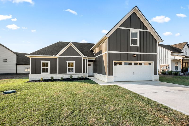 3115 Bootknife Dr, Bell Buckle, TN 37020