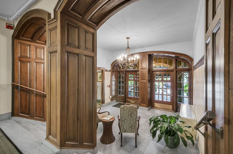 4225 Harding Pike #105, Nashville, TN 37205
