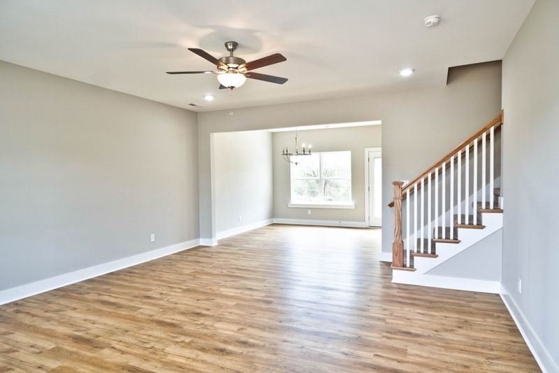 618 Vrabel Rd, Murfreesboro, TN 37130