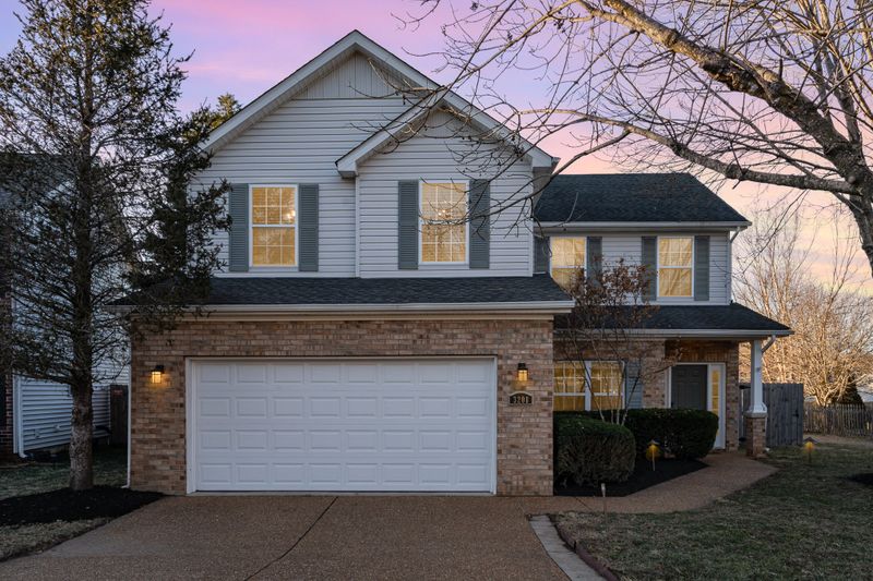 3208 Dark Woods Dr, Franklin, TN 37064