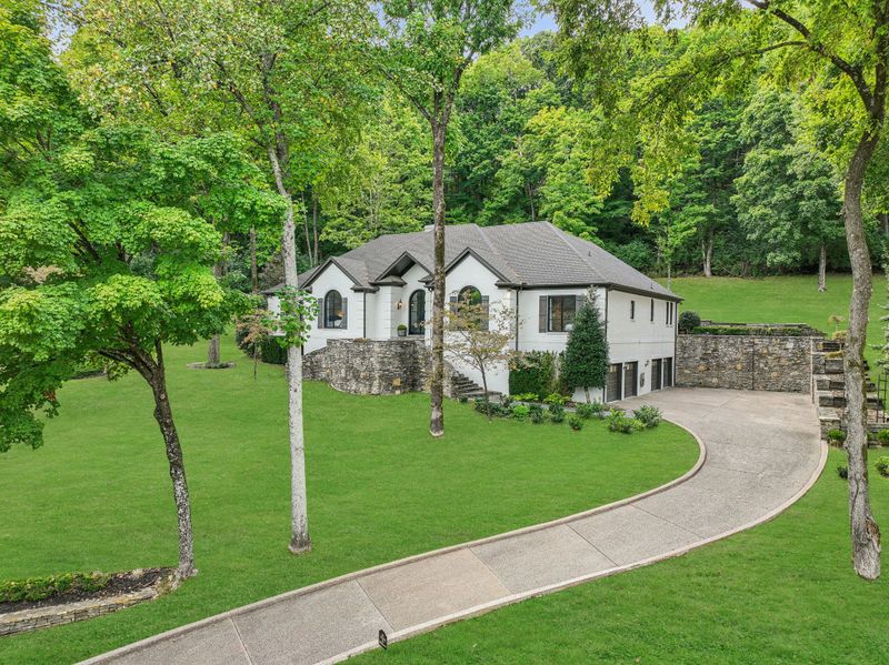 5221 Heathrow Hills Dr, Brentwood, TN 37027
