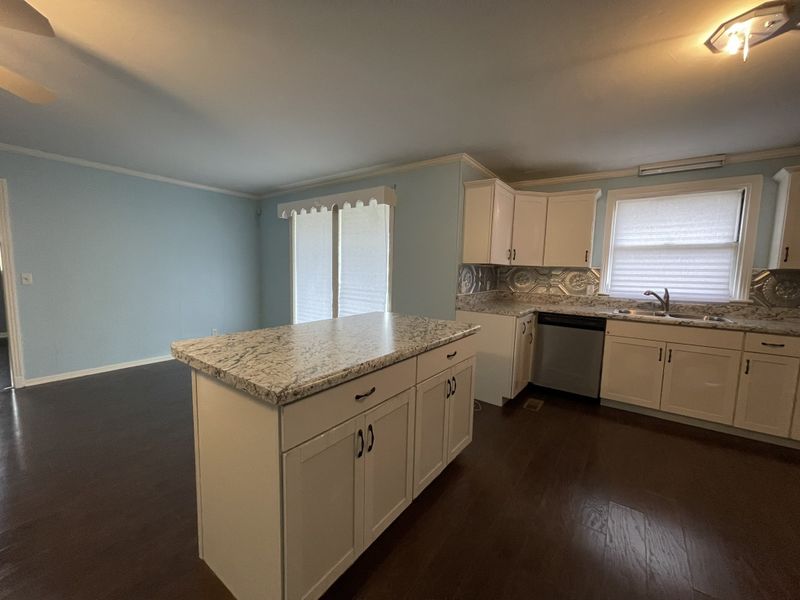 3806 Crouch Dr, Nashville, TN 37207
