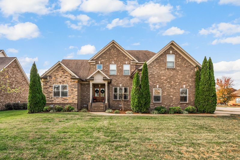 2728 Presley Dr, Murfreesboro, TN 37128