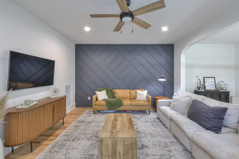 357 Dade Dr, Nashville, TN 37211