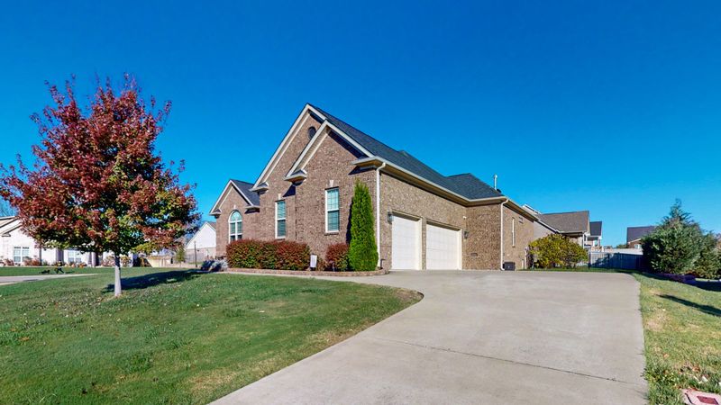 6010 Turncreek Rd, Thompsons Station, TN 37179