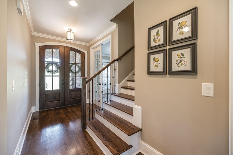 2004 Beechhaven Cir, Mount Juliet, TN 37122