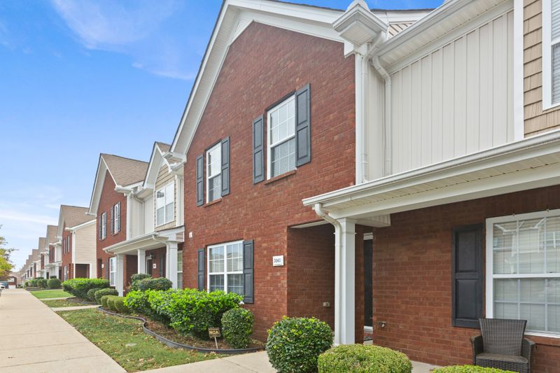 3041 Burnt Pine Dr, Smyrna, TN 37167