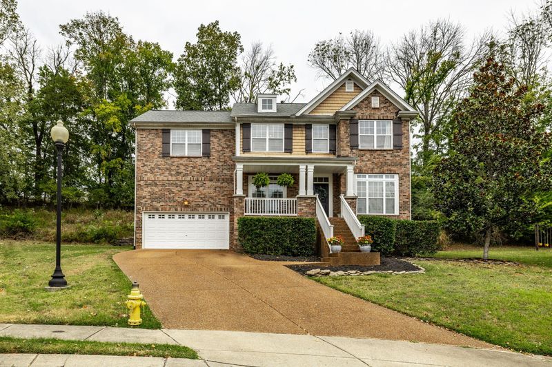 160 Trail Ridge Dr, Hendersonville, TN 37075