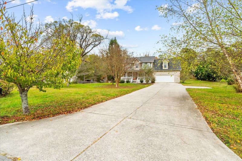 1034 Lake Rd, Tunnel Hill, GA 30755