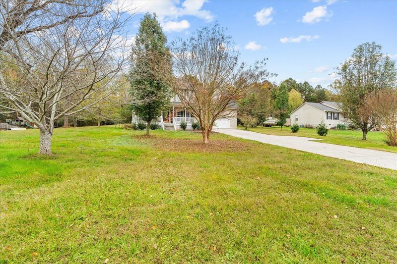 1034 Lake Rd, Tunnel Hill, GA 30755