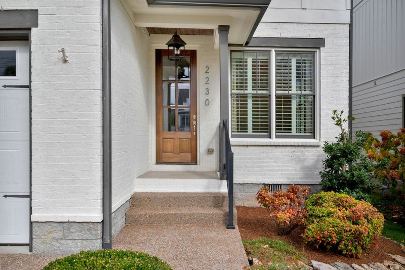 2230 Castleman Dr, Nashville, TN 37215