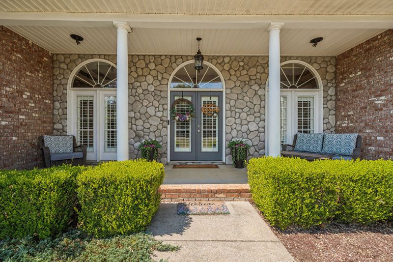 1141 Bayard Ave, Murfreesboro, TN 37130