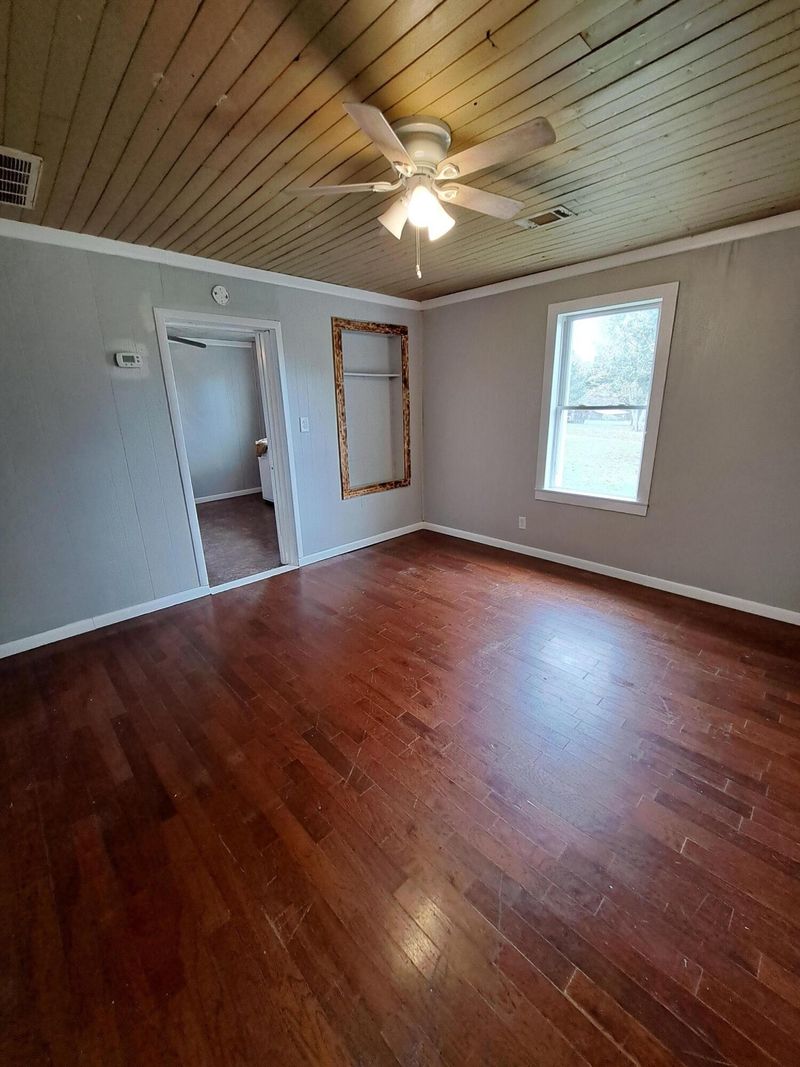 1593 Clement Rd, Rocky Face, GA 30740