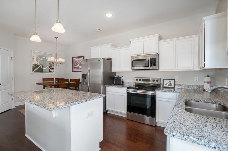 3007 Thornbury Pl, Old Hickory, TN 37138