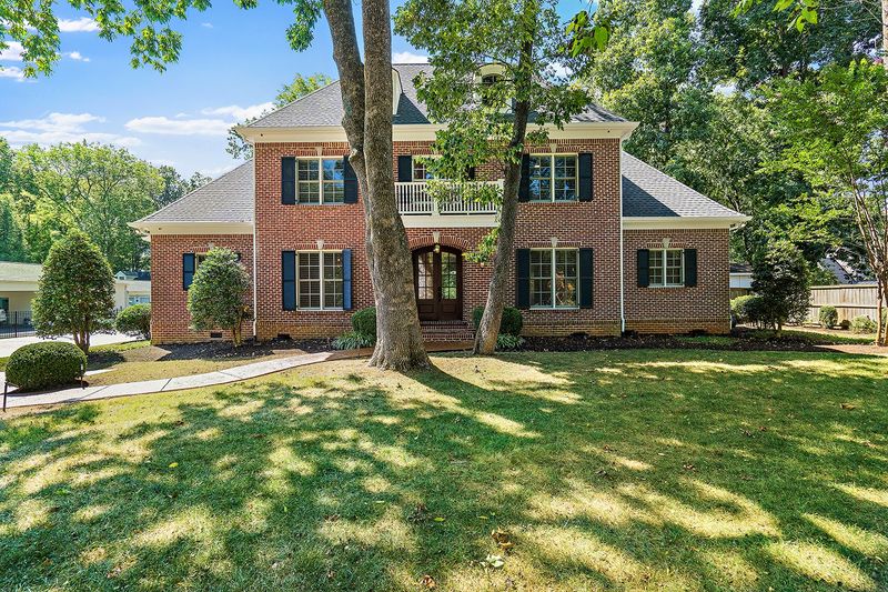 6231 Bresslyn Rd, Nashville, TN 37205
