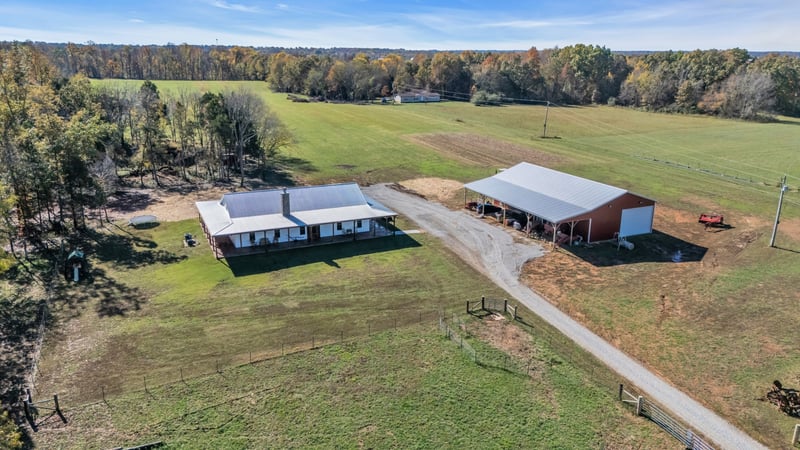 4466 Gunn Rd, Springfield, TN 37172