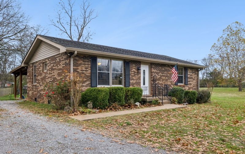 1042 Quail Meadow Dr, Lebanon, TN 37090