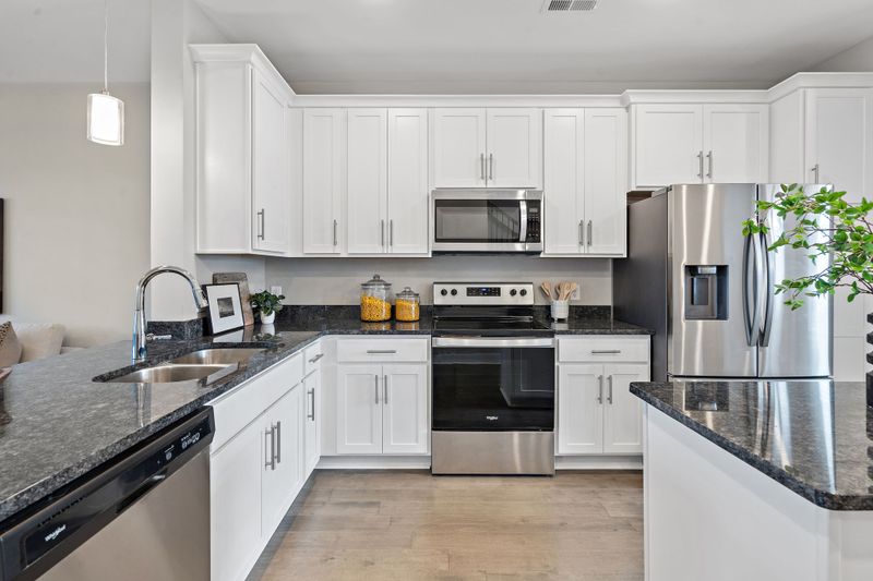 2041 Axis Ave, Old Hickory, TN 37138